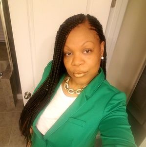 Meet your Posher, Lakisha